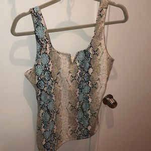 SNAKESKIN PRINT GOING OUT TANK